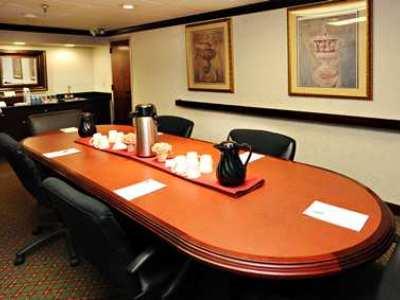Comfort Airport Inn 3*