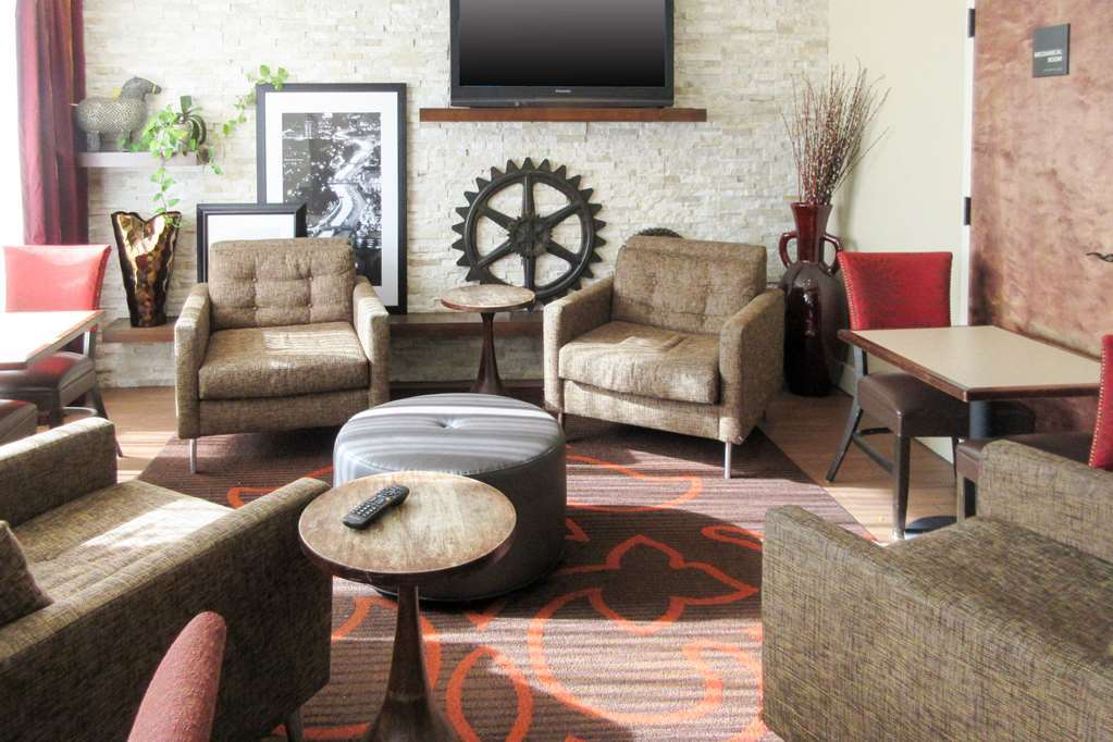 Comfort Airport 3*